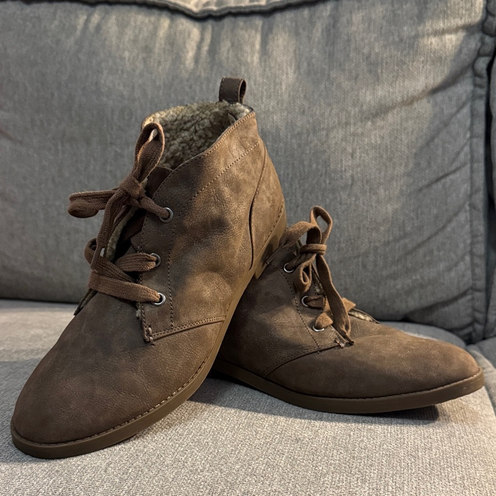 Rock & Candy Women's Brown Ankle Booties